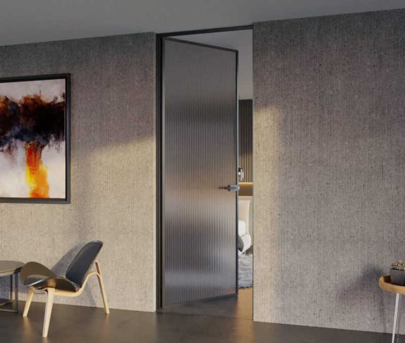 80_SKINNY_DELUXE_WEB-1300x750-c